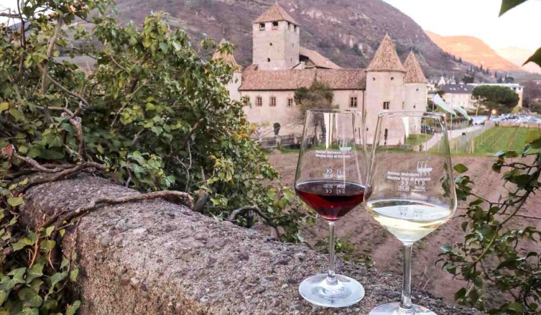 Alto Adige d’estate, non solo paesaggi mozzafiato ma anche un tesoro nascosto di sapori e tradizioni