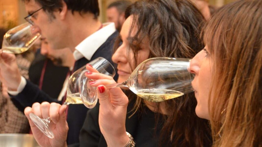 Sparkle 2026 Roma, Degustatori di calici di bollicine Degustatori di calici di bollicine